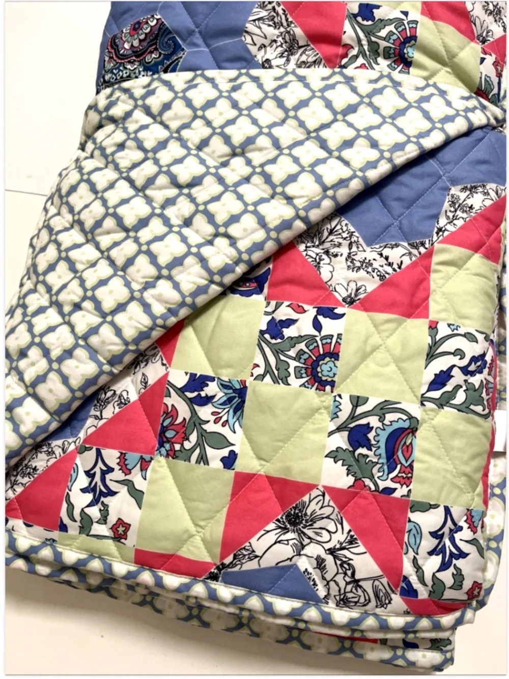 Vera Bradley Full Queen Quilt Set 3PC Reversible Floral Patchwork Blue Green NWT